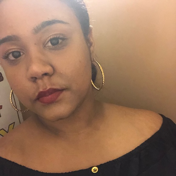 Meet your Posher, Arleni - Picture 1 of 1